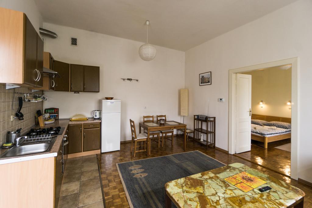 Old Town Residence - Wolnica 9 Krakow Bagian luar foto